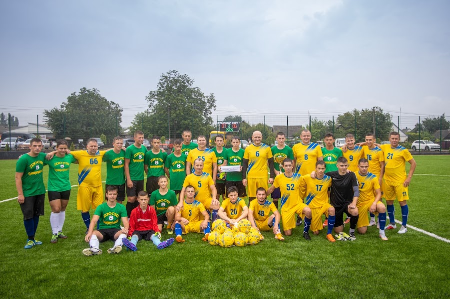 у придніпровському нікопольського району відкрили новий стадіон - зображення 11